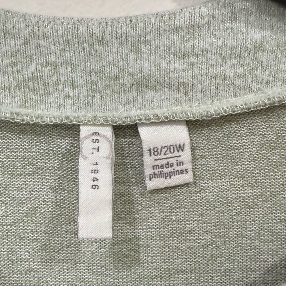 Stylish Light Green Button-Accent Sweatshirt - image 3